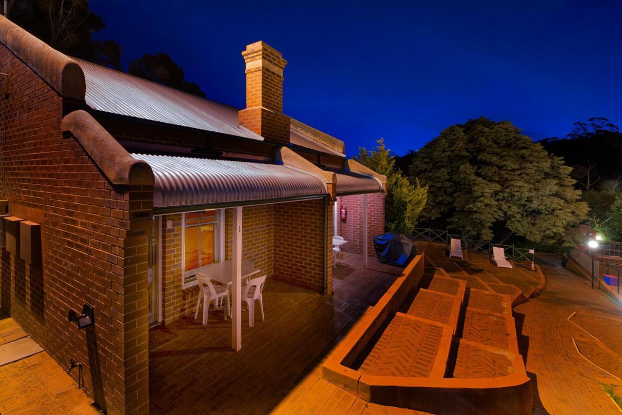 Mundaring Weir Hotel Exteriör bild