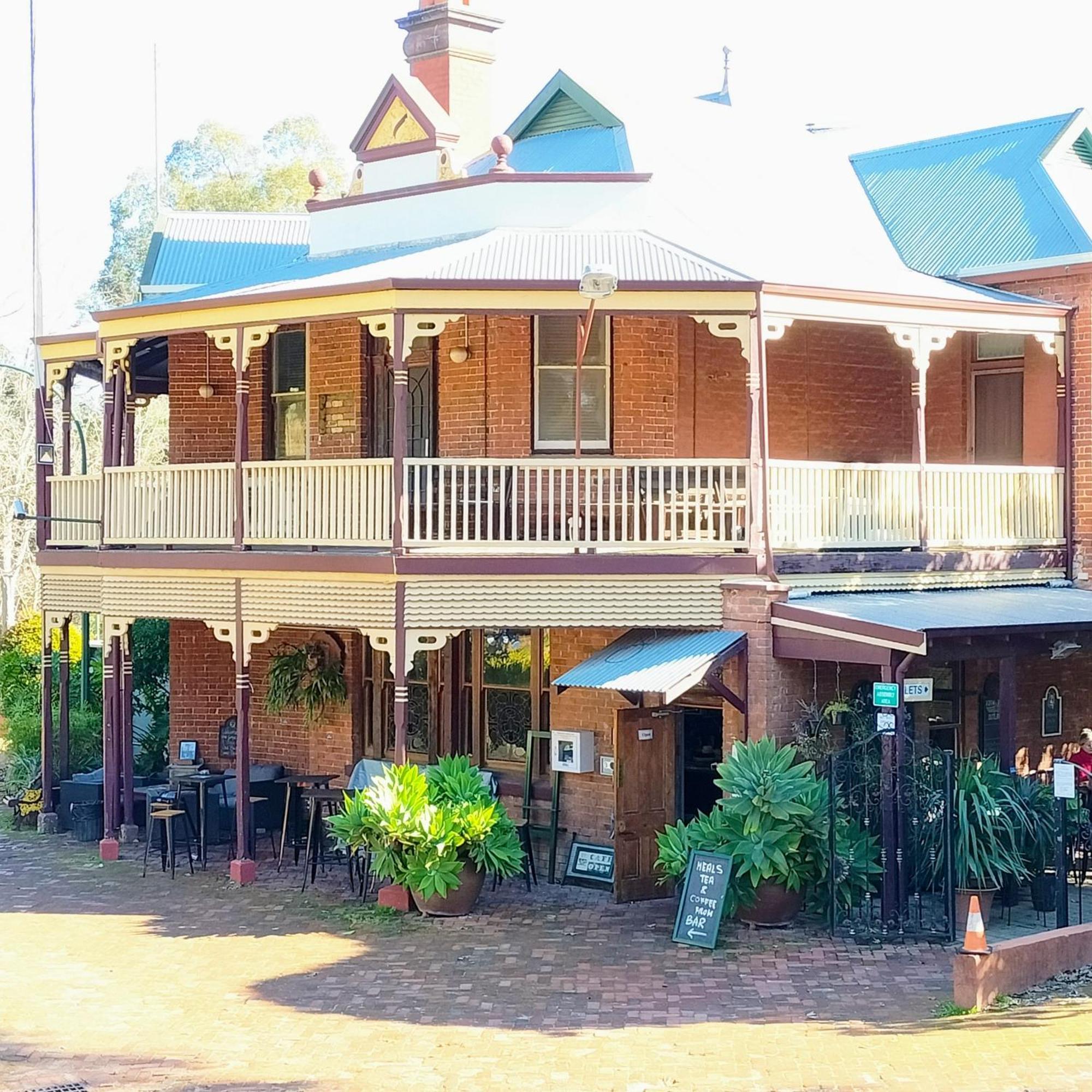 Mundaring Weir Hotel Exteriör bild